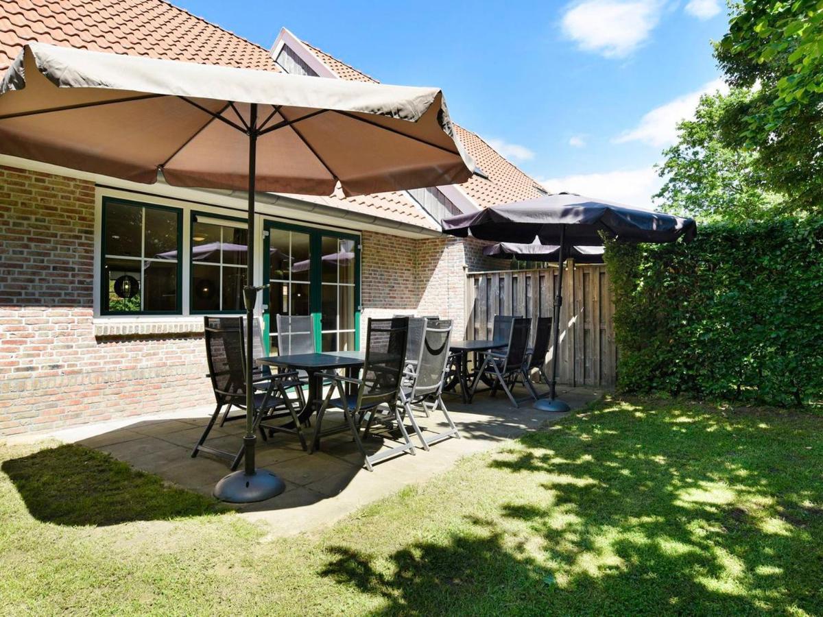 Landal Landgoed De Hellendoornse Berg Hotel Haarle Exterior photo